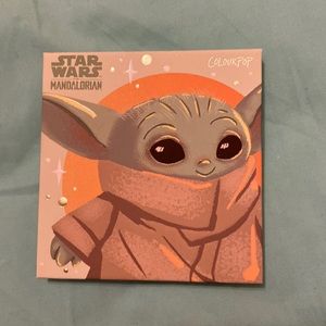 Swatched Star War Baby Yoda Palette